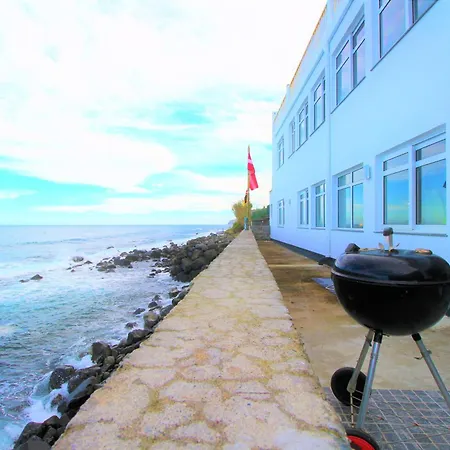 The Waves By Amazing Madeira *