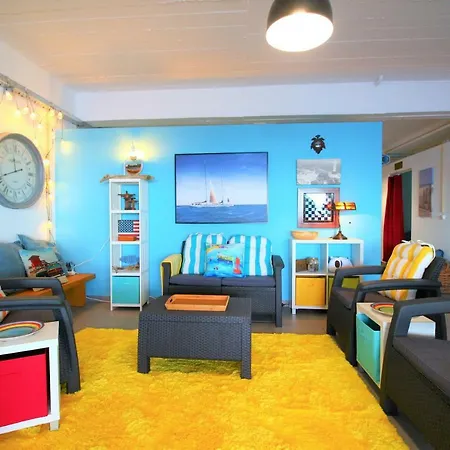 The Waves Hostel Sao Vicente (Madeira)