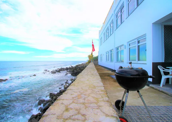 The Waves By Amazing Madeira *