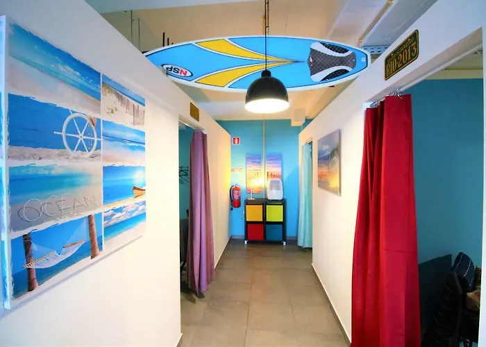 Hostel The Waves By Amazing Madeira *